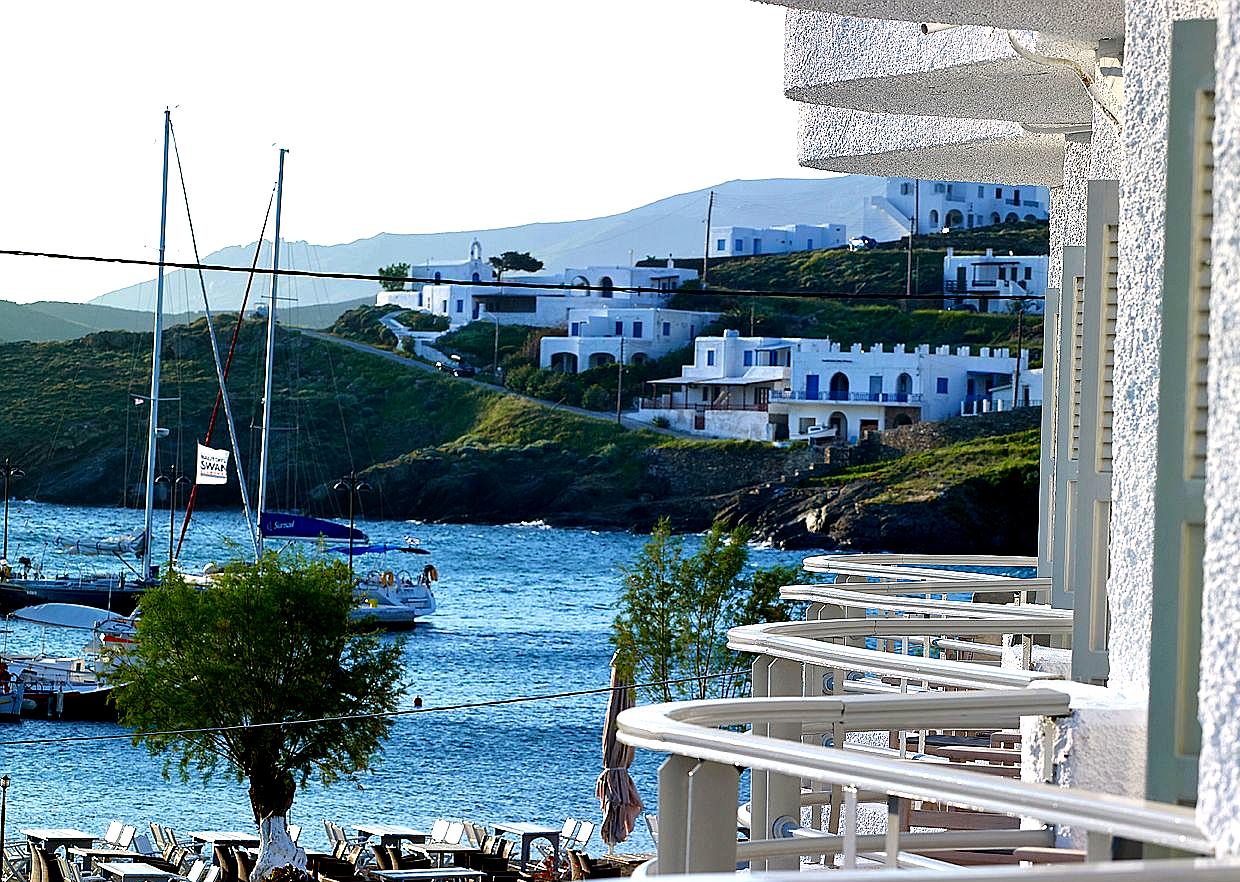 Kythnos Bay Hotel